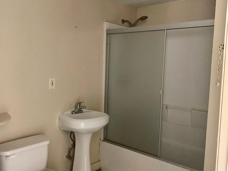 Downstairs bathroom