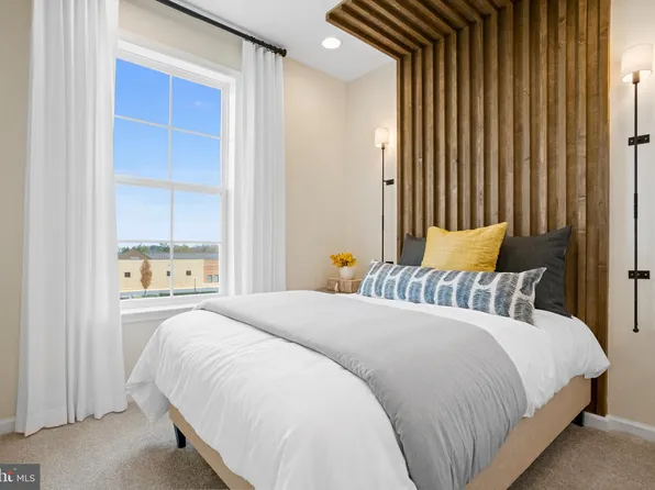 638 Hemsworth Ln, Winchester, VA 22601