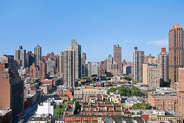 Sold by Corcoran | media 15