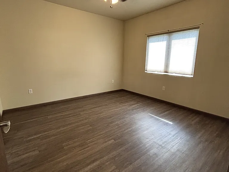 902 N High St #106 — Photo 6