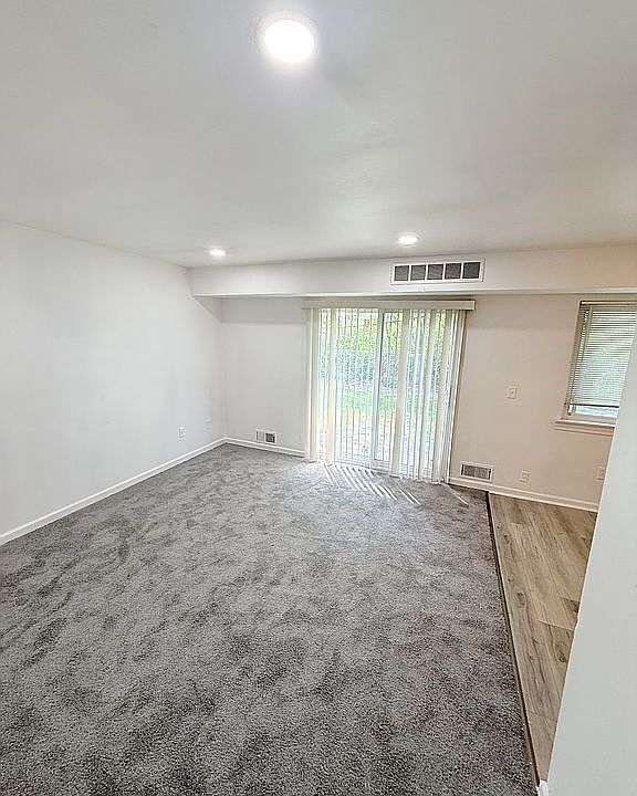 1st image of 15458 Dupage