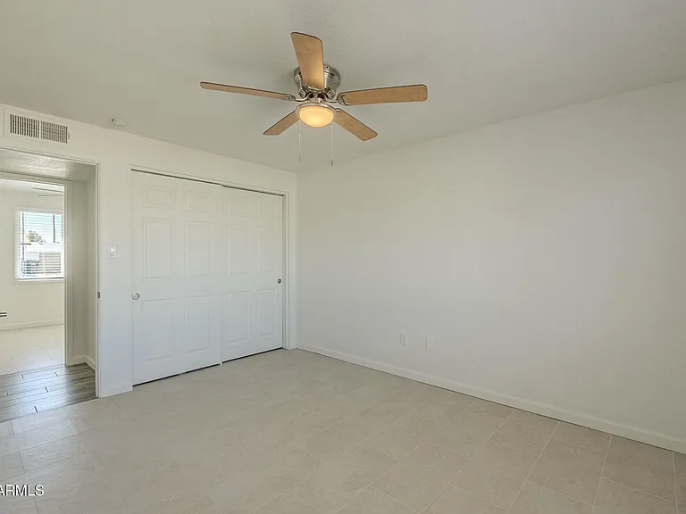 3650 E Eugie Ave — Photo 17