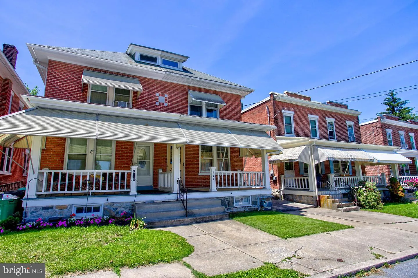 614 Pearl St photo 1