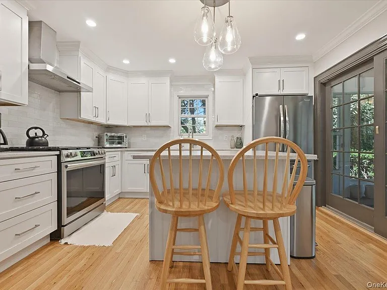 149 Rockaway Ave — Photo 5