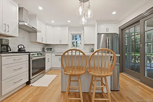 149 Rockaway Ave Photo 1