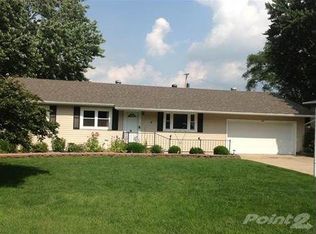 2537 Skyline Dr, Beloit, WI 53511