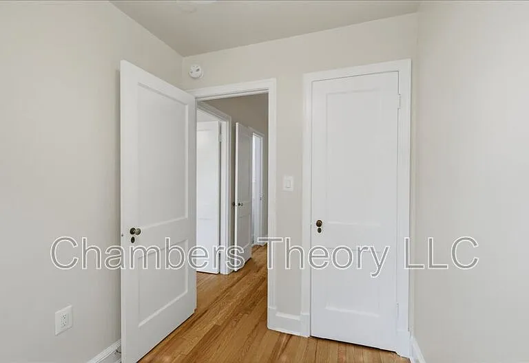 2230 Observatory Pl NW — Photo 8