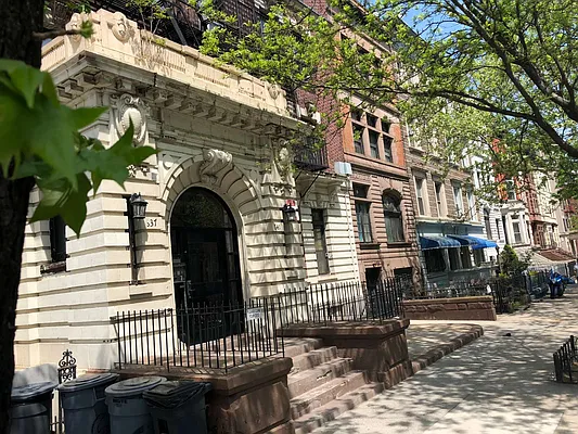 Rented by Arvik Group Real Estate | media 15