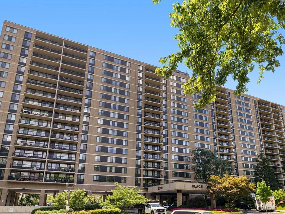 5500 Holmes Run Pkwy #101