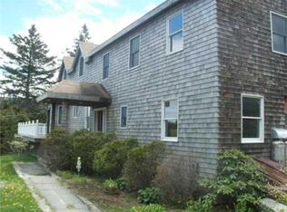 19 Bickford Rd, Vinalhaven, ME 04863