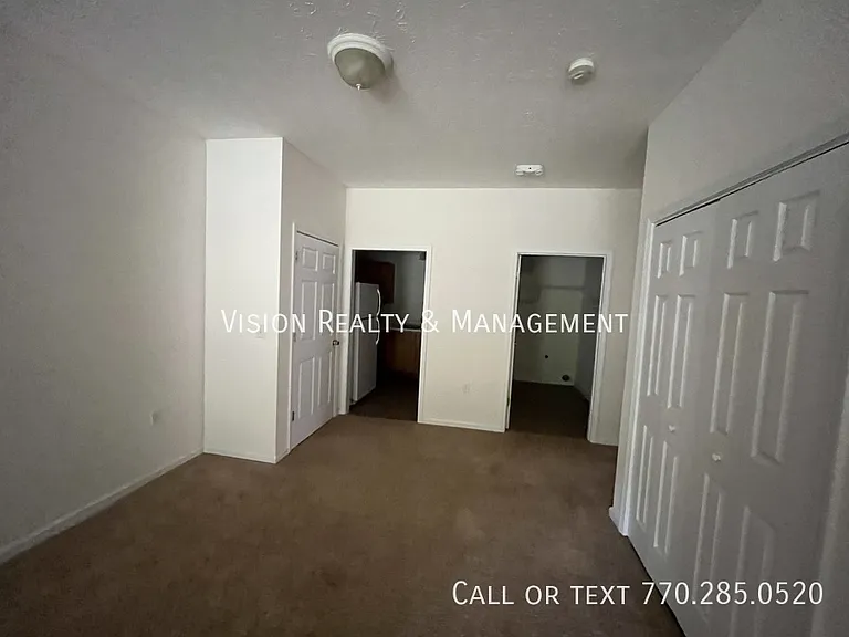 111 Kaiser St — Photo 5