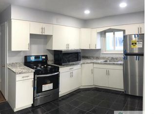 305 Beach 47th St FLOOR 2, Far Rockaway, NY 11691