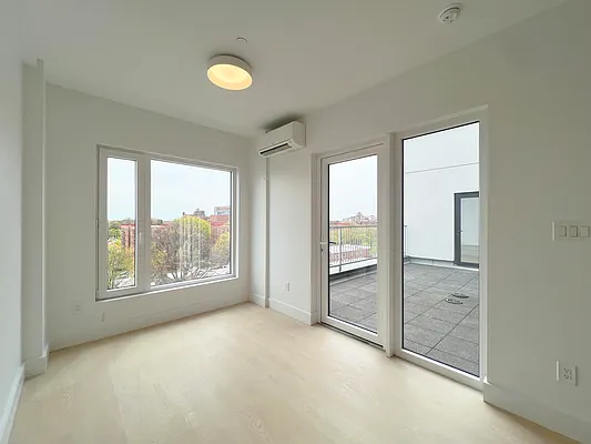 Rented by MADEHOME | media 12