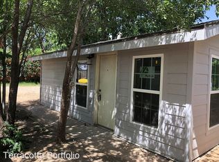 2320 18th St #B, Lubbock, TX 79401