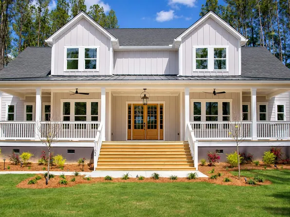 1102 Plantation Overlook Dr, Moncks Corner, SC 29461