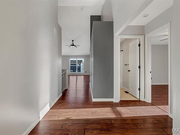 3rd image of 1632 Westlake Cir