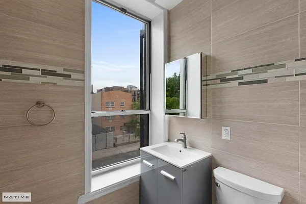 Rented by Native Real Estate LLC | media 23