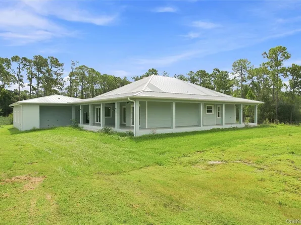 8146 Tropicaire, Call Listing Agent, FL 34291