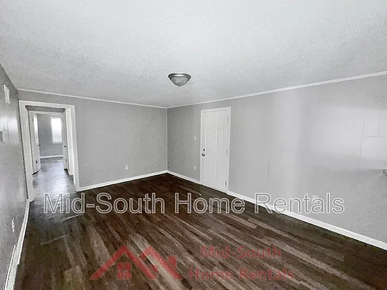 1733 Gowan Dr — Photo 12