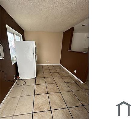 5th image of 236 W Philadelphia Ave APT 2
