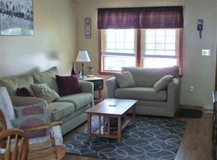 45 Fox Meadow Rd APT E, Leominster, MA 01453