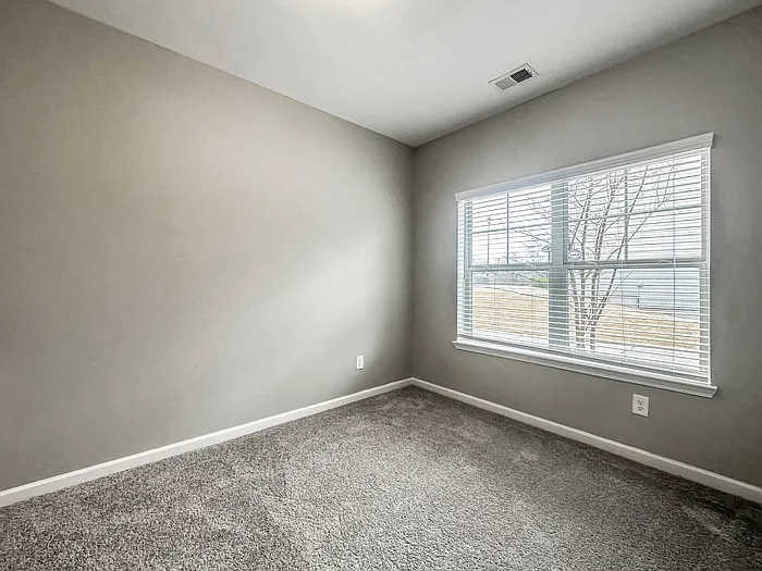 1056 Bayrose Cir — Photo 9
