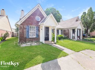 1582 Beaver Trail Dr, Cordova, TN 38016
