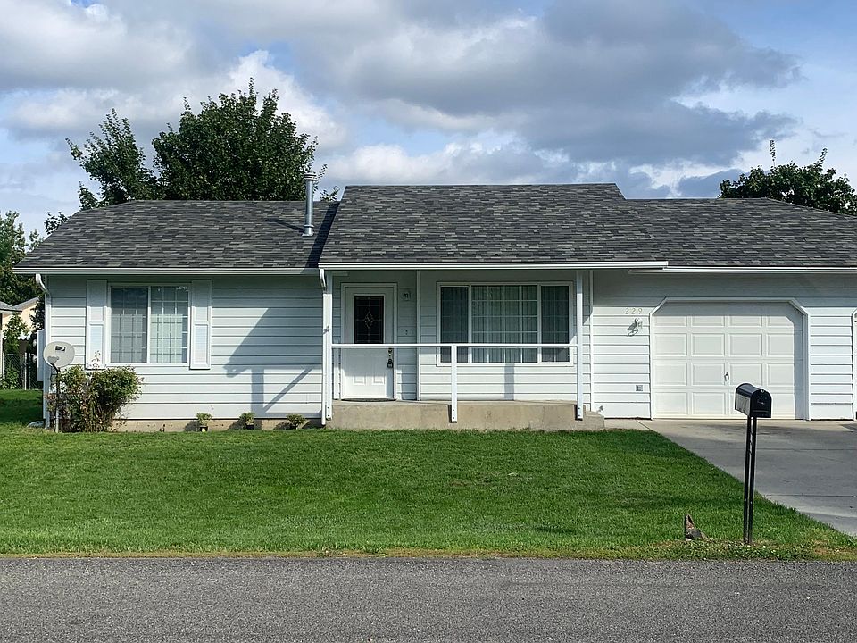 Front View of Duplex