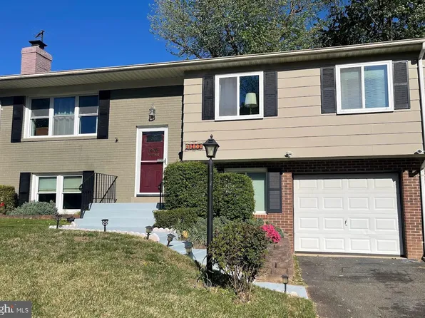 13626 Greenwood Dr, Woodbridge, VA 22193