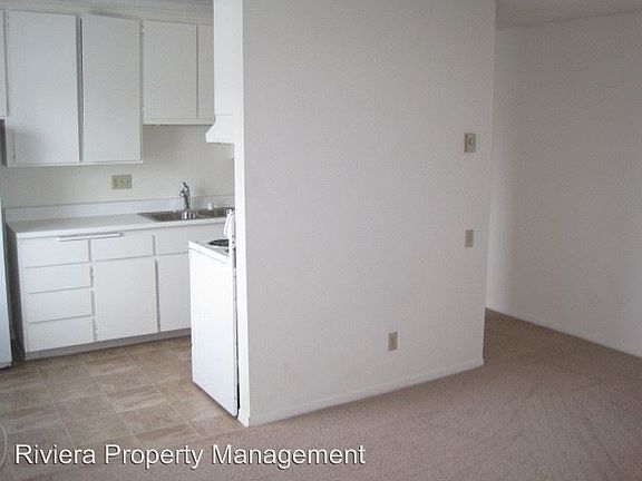 3rd image of 870 Diamond St APT 307