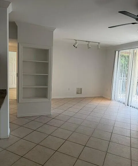 6410 Emerald Dunes Dr #206 — Photo 7