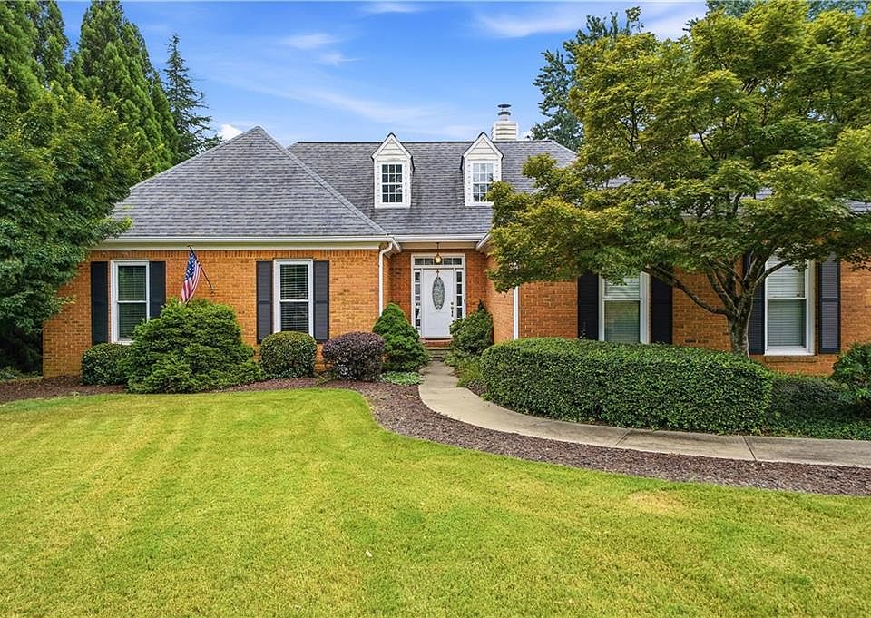 1st image of 4346 Collingham Trce NE