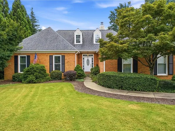 4346 Collingham Trce NE, Marietta, GA 30068