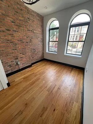 5th image of 699 Macdonough St #1A