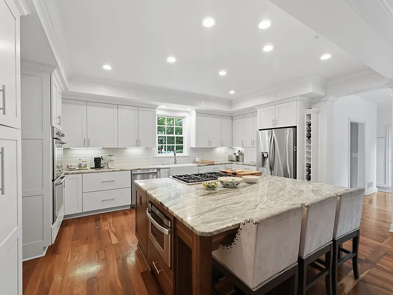 Kitchen. Built In Pantry and 42" Cabinets.