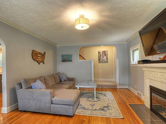 5th image of 2308 McKinley Ave