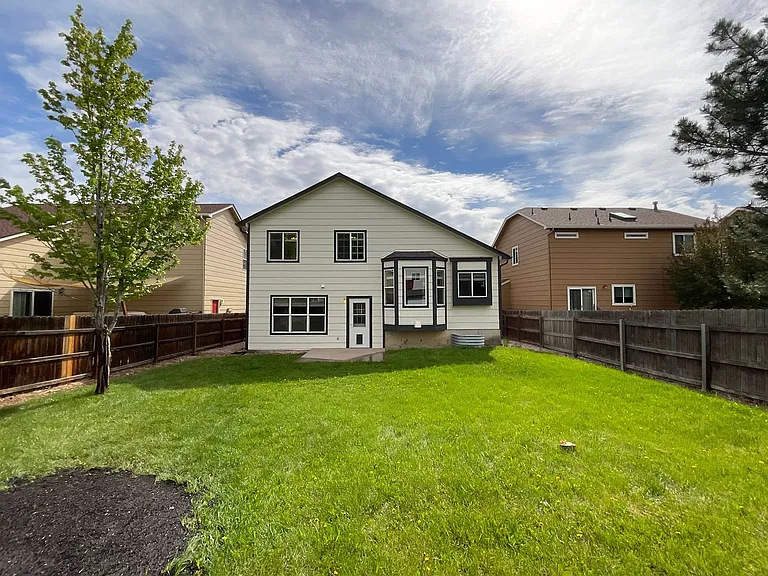 9180 Red Columbine Dr — Photo 5