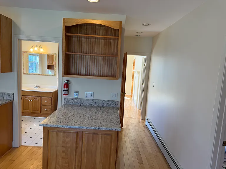 157 Market St #1 — Photo 11