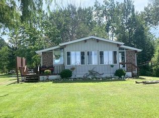 19180 Evergreen Rd, Presque Isle, MI 49777