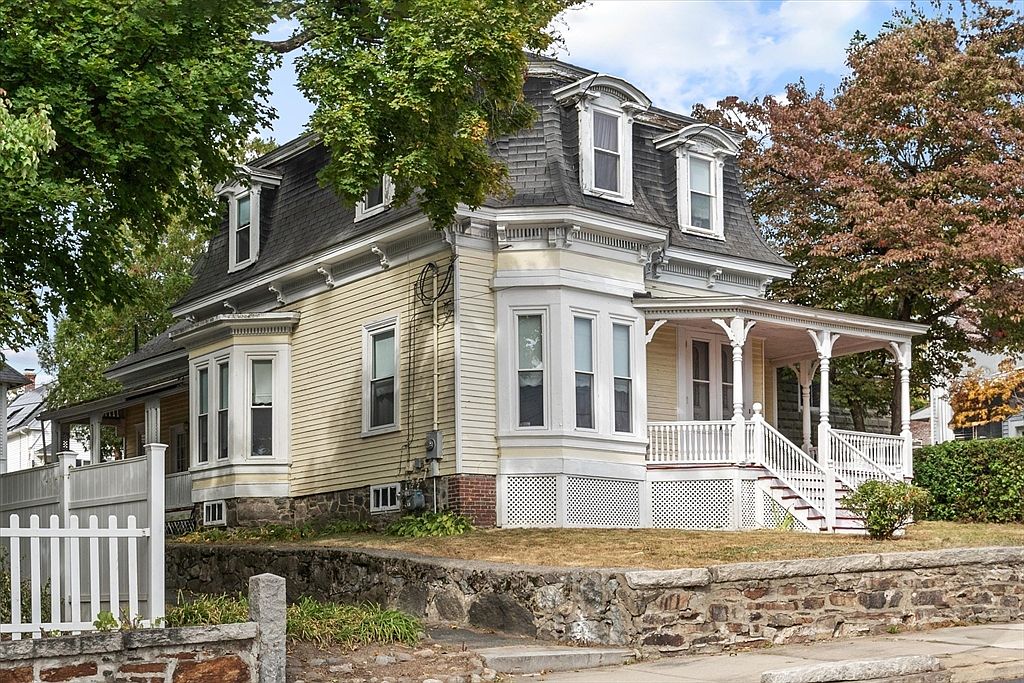 120 E Haverhill St, Lawrence, MA 01841 | Zillow