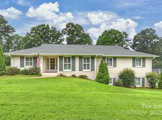 6900 Folger Dr, Charlotte, NC 28270