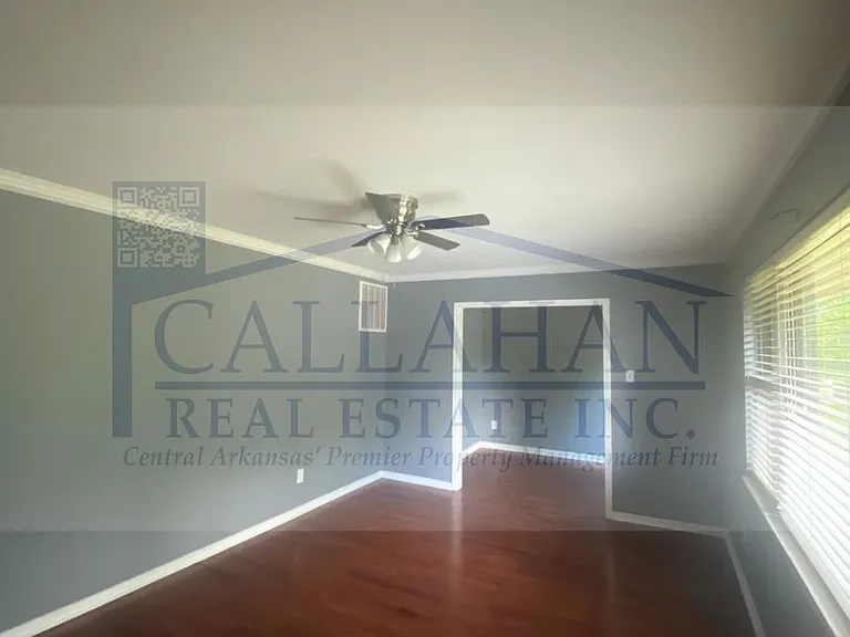 2811 Fox Glenn St — Photo 9