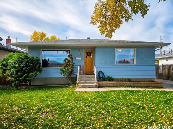 30 Allen Drive, Swift Current, SK S9H 3A1