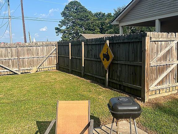 5th image of 2079 Ellen Dr