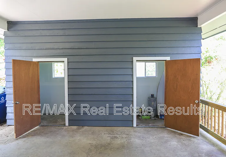 42 Hope Dr — Photo 36