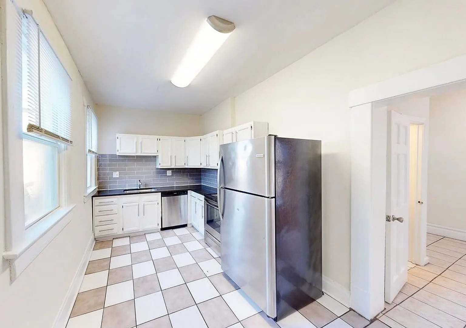 7 Spacious Bedrooms + 2.5 Full Baths Amazing Location! Available!! Fall 2027!! — Photo 4