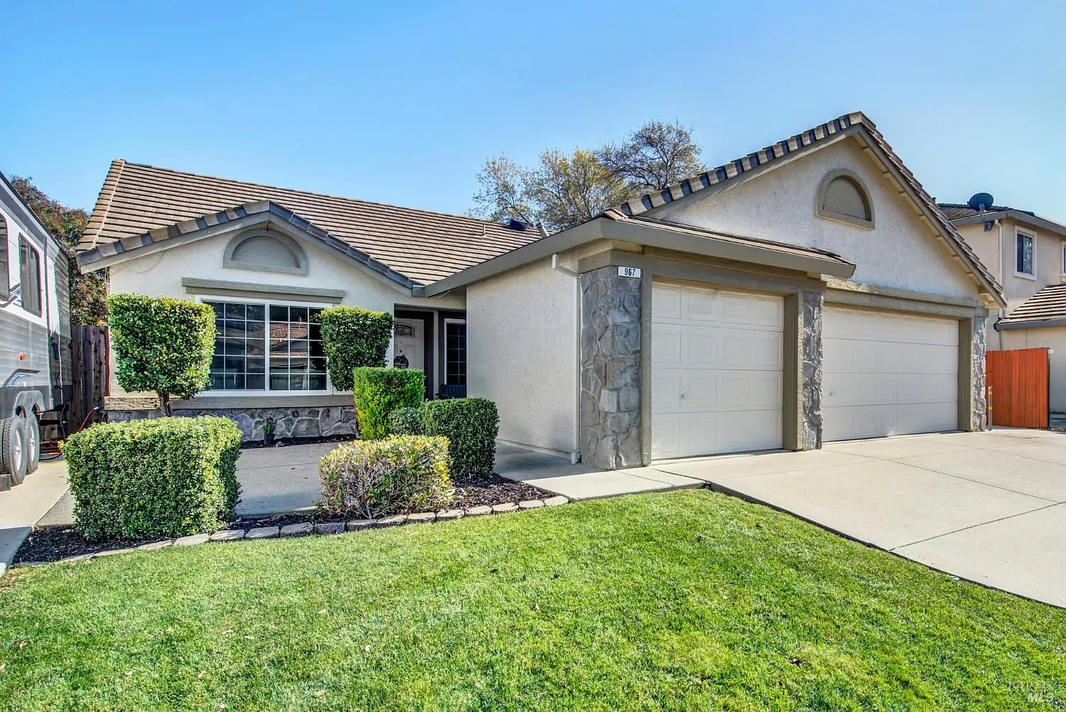 967 Copper Way photo 1