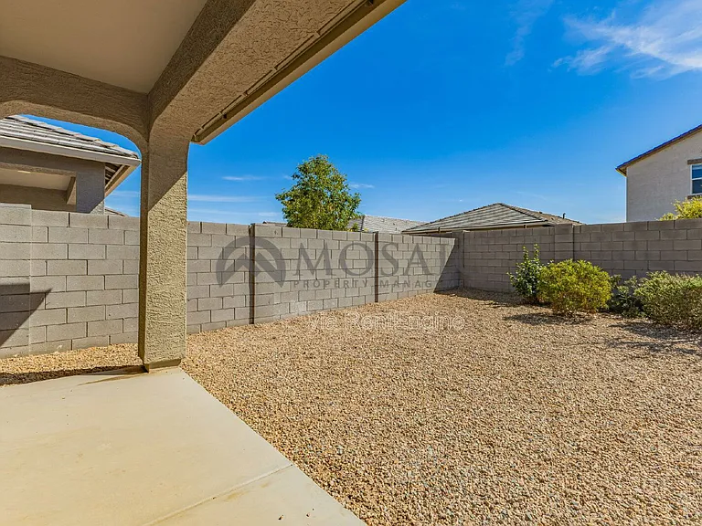 35349 W San Alvarez Ave — Photo 31