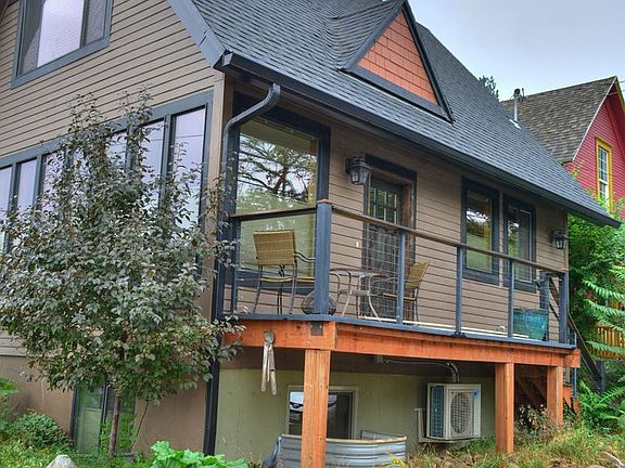 3rd image of 112 N Cedar St Unit B