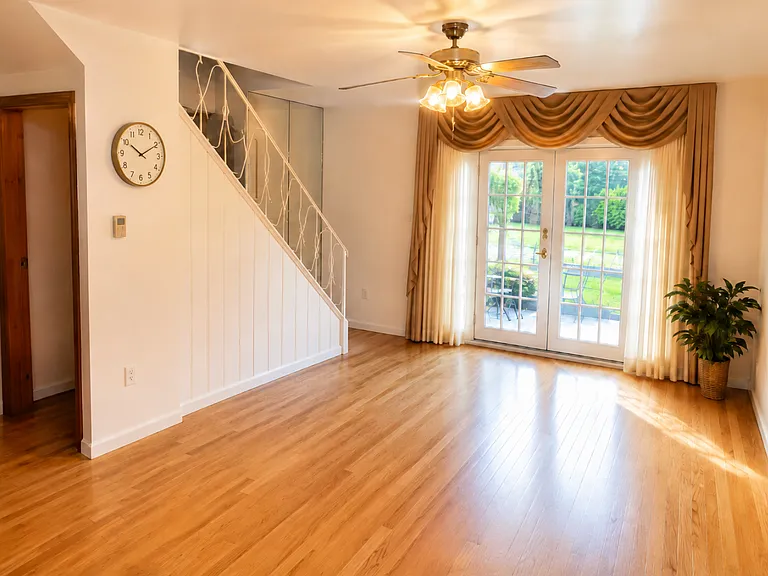 5308 Pooks Hill Rd — Photo 5